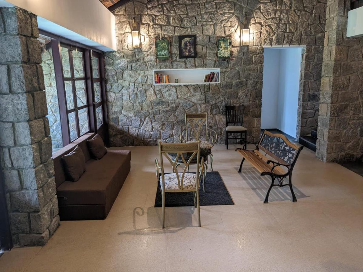 Hotel Avadale Munnar à Chinnakanal Extérieur photo